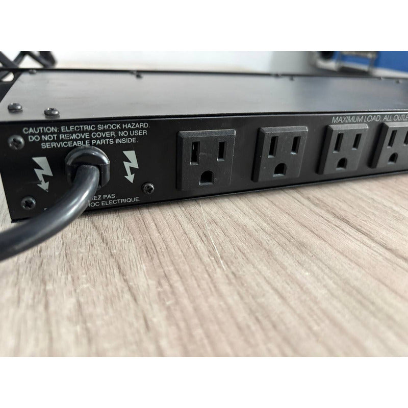 Acondicionador De  Corriente Rackrider Rr-15 Tipo Furman