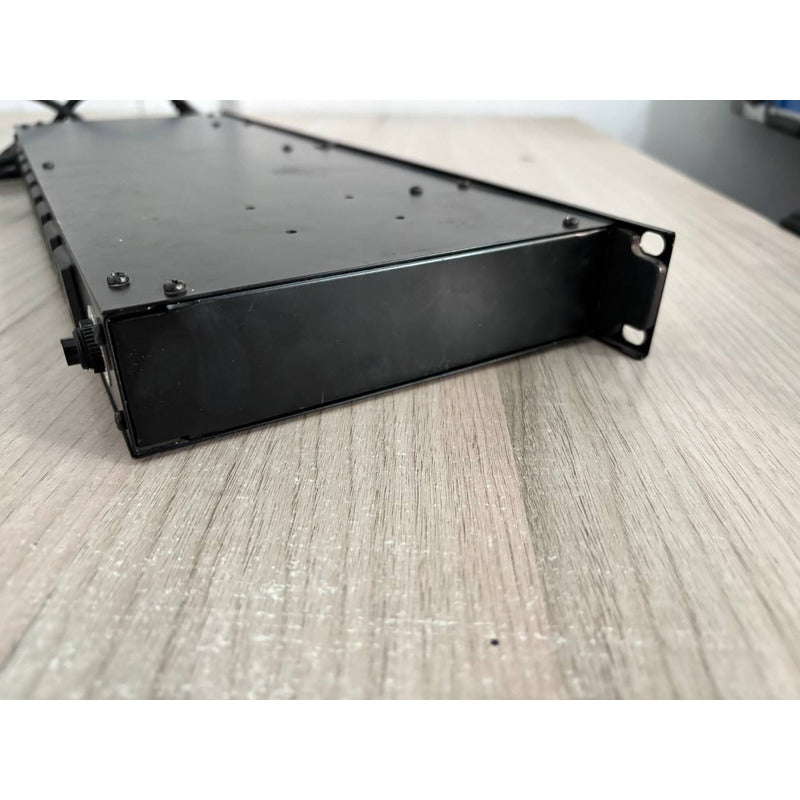 Acondicionador De  Corriente Rackrider Rr-15 Tipo Furman