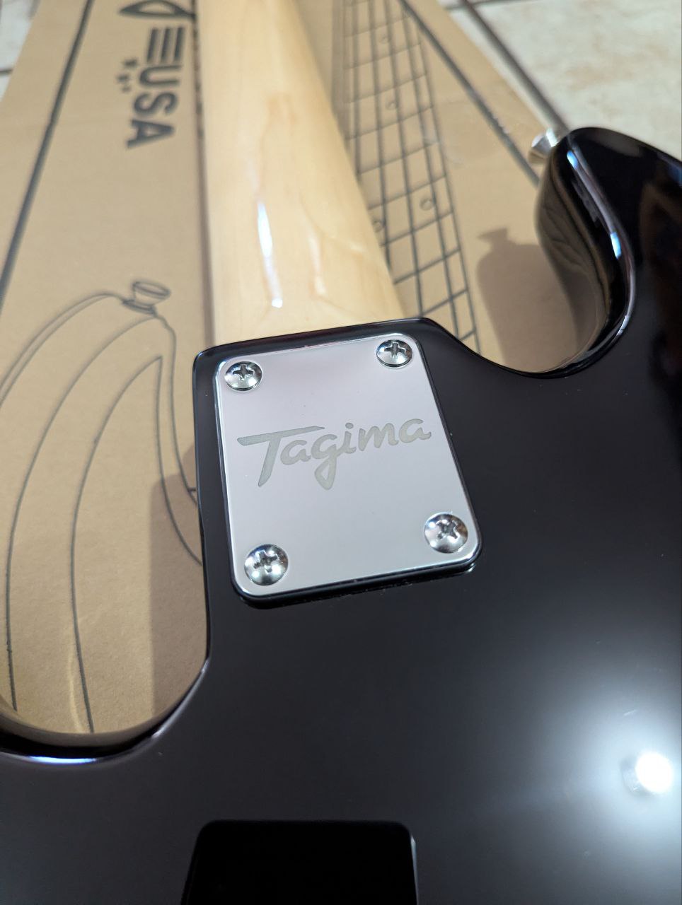 Bajo Electrico Tagina Classic Series TJB-5 bk Jazz bass 5 cuerdas