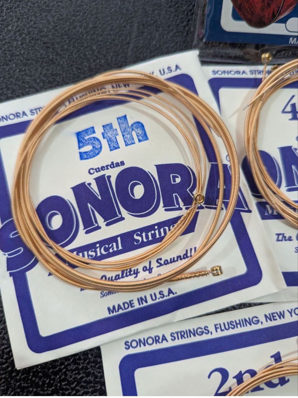 Cuerdas SONORA para Bajo Quinto Ball End de Bronce Calibre SN75 – Sonido Potente, Brillante y de Larga Duración