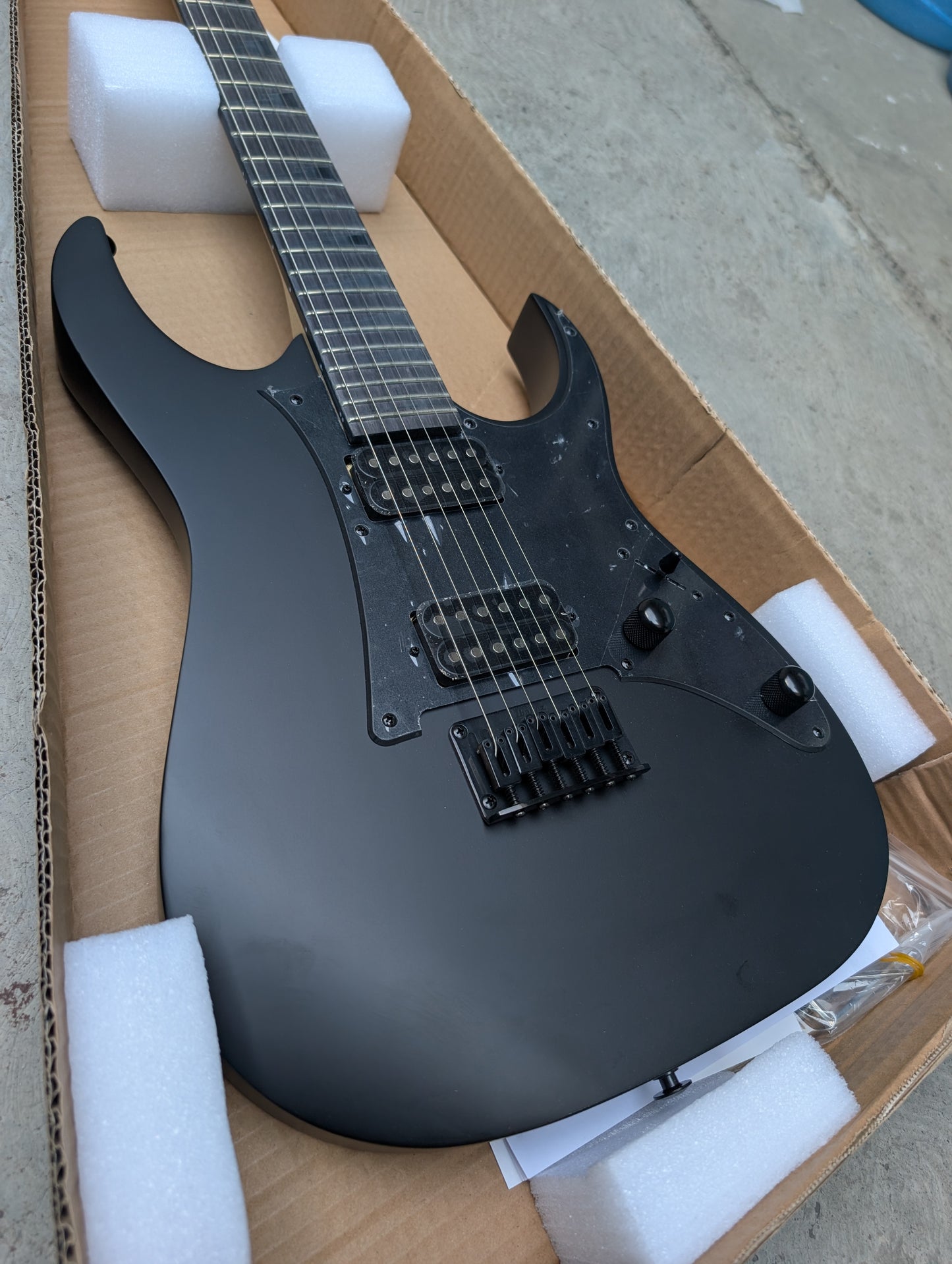 Guitarra Eléctrica Ibanez Grgr131ex-bkf (black Flat)