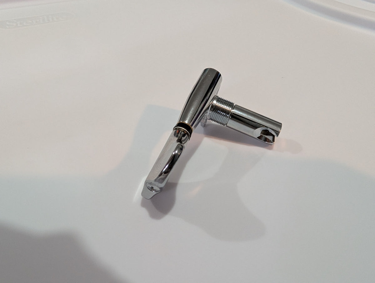 Clavija Individual Gotoh GB707 Cromo - Lado Izquierdo