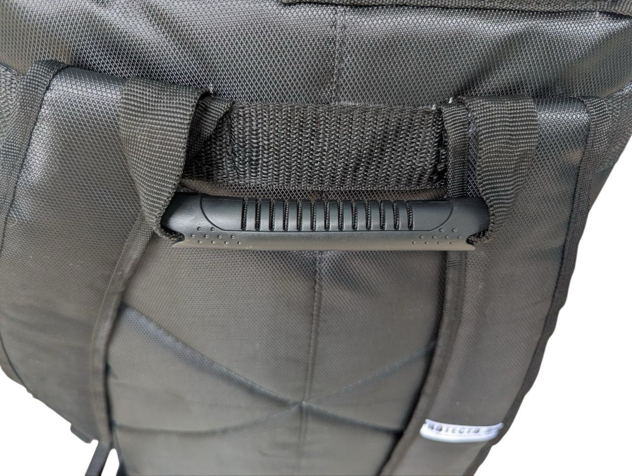 Protecto bag funda tipo mochila para pedalera o controlador DJ - medidas 61x28x7 cm diseño tipo mochila, compatibilidad universal