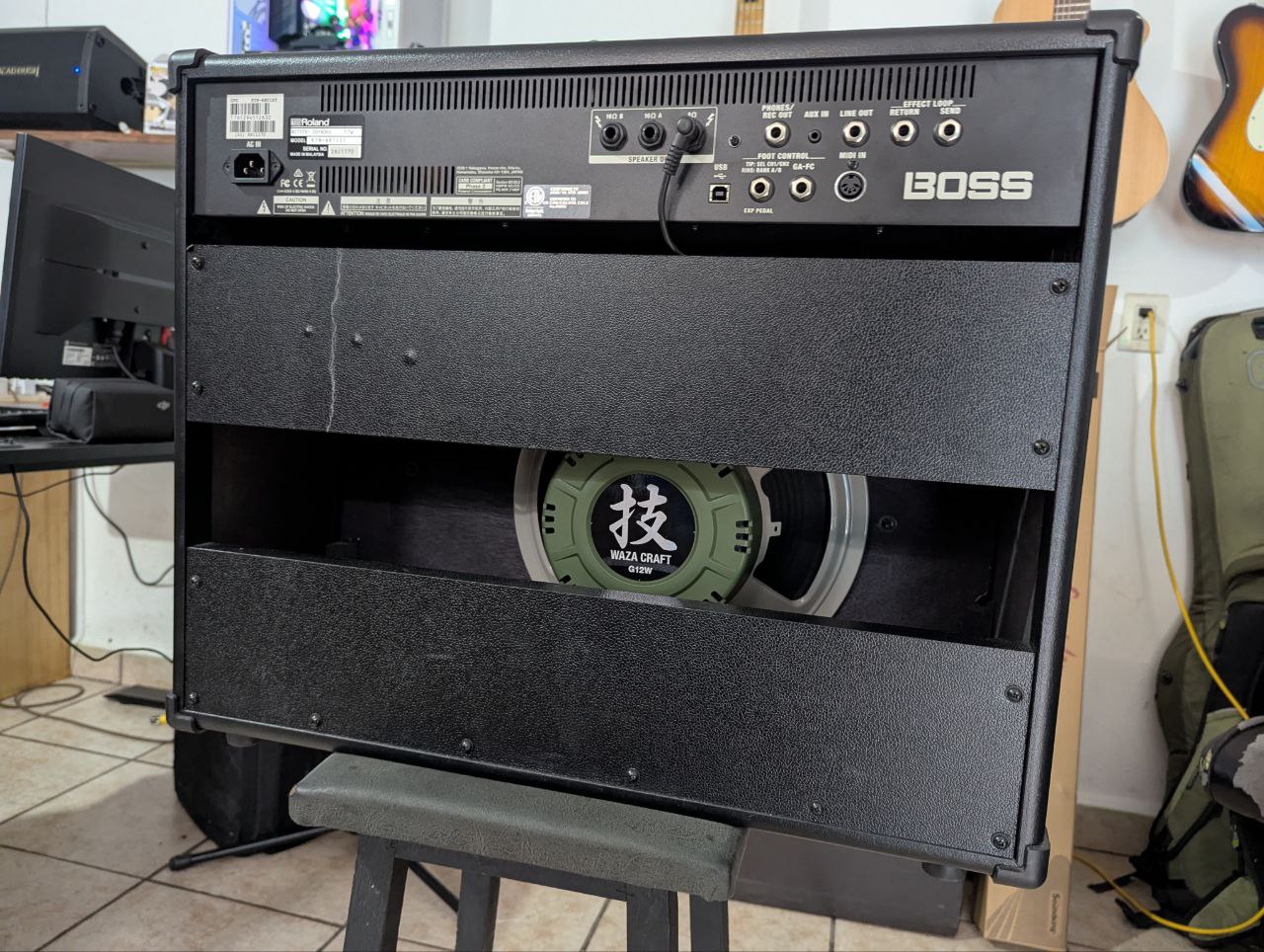 Amplificador para Guitarra BOSS Katana 100 Artist