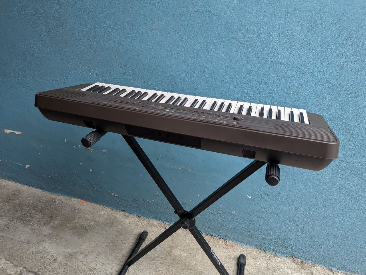 Teclado Yamaha PSR e360
