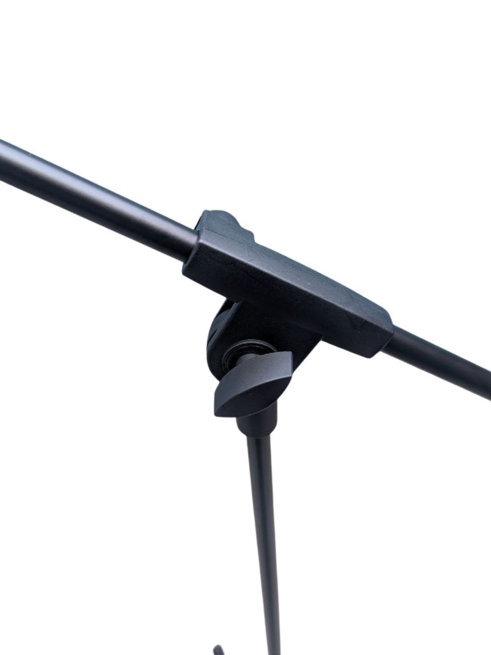 Base para Micrófono SOUNDKING Estabilidad, Ajuste Preciso y Calidad Profesional