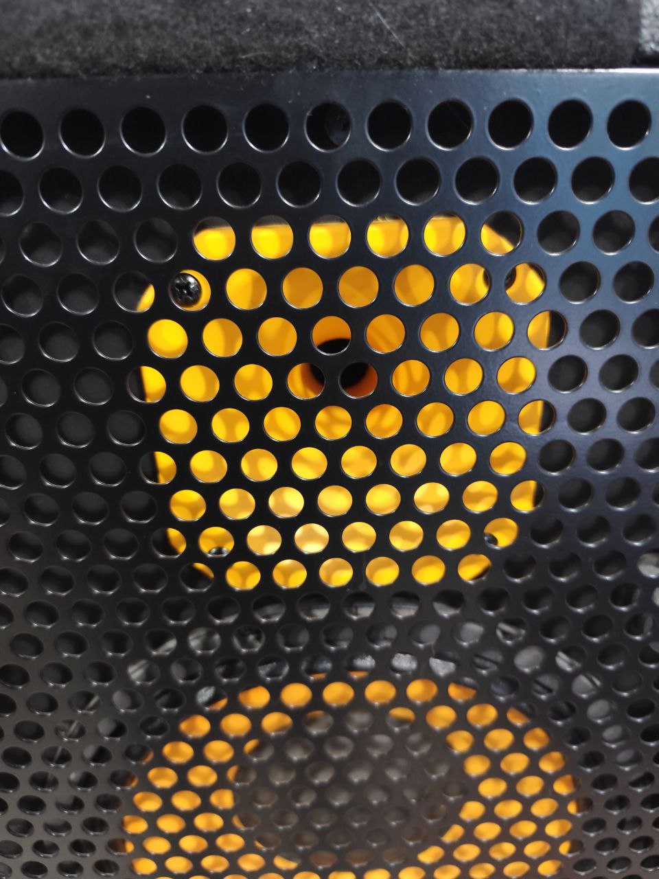 Gabinete para Bajo electrico Markbass 3x10 600 watts @6ohms MB58R Energy