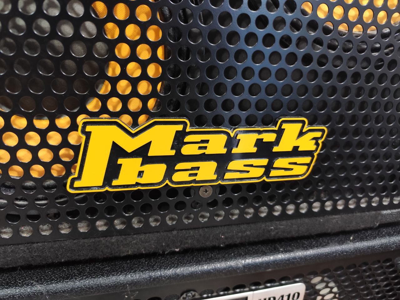 Gabinete para Bajo electrico Markbass 3x10 600 watts @6ohms MB58R Energy