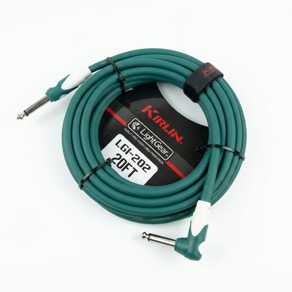 CABLE VERDE MARCA KIRLIN LISO FLEXIBLE DE 6 METROS PARA INSTRUMENTO, CONECTORES RECTO Y EN ANGULO DE 1/4 LIBRE DE OXIGENO
